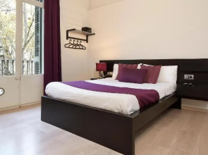 Отель BruStar Gotic-Centric