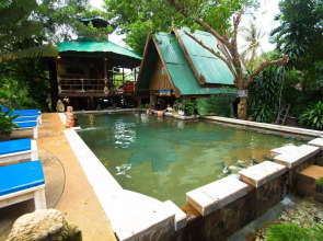 Tropical Garden Bungalow