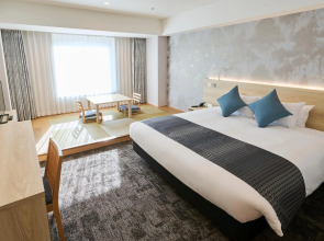 Отель Narita Tobu Hotel Airport