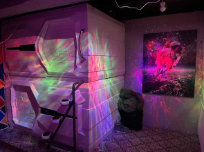 Capsule & Dormitory Space-X