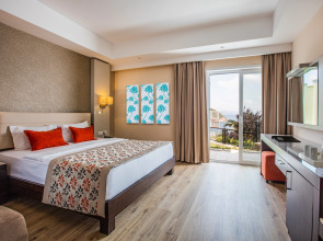 Aria Claros Beach & Spa Resort – All Inclusive