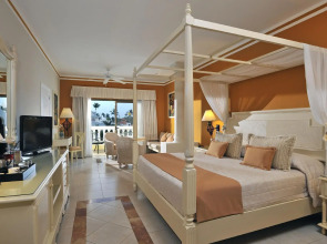 Bahia Principe Luxury Esmeralda - All Inclusive - Newly Renovated