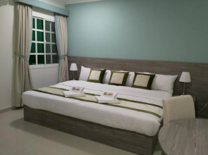 Sovereign Hotel - Marriage Certificate Required