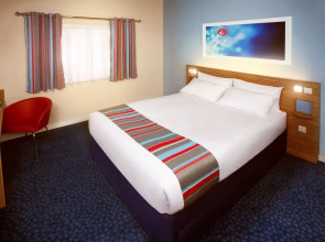 Travelodge Edinburgh Central Queen Street