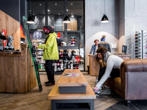 Alpina Eclectic Hotel