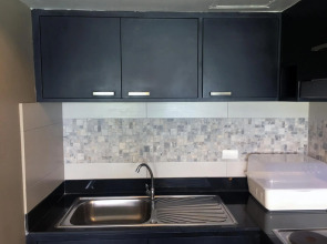 The Front Hotel and Apartment