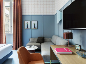 Отель Room Mate Giulia