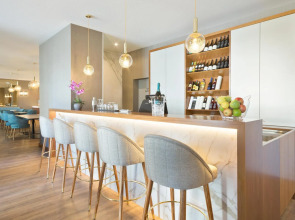 Hotel Acta The Avenue