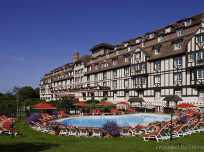 Hôtel Barrière L'Hôtel du Golf Deauville