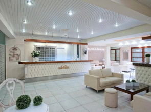 MARI KRISTIN Beach Hotel - Adults Only