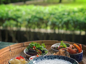 Hotel Ping Silhouette