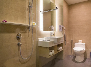 Liberty Central Saigon Riverside