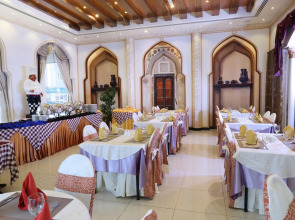 Отель Al Maha International