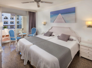 Mac Puerto Marina Benalmadena