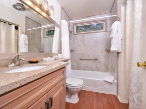 Station House Inn - Near Heavenly Gondola