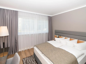 Holiday Inn Berlin Airport - Conference Centre by IHG