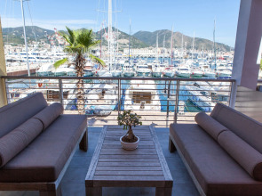 MarinaPlace Resort & Spa