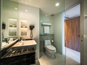 Hotel Clover Patong Phuket