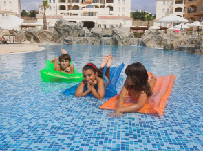 St Nicolas Elegant Residence