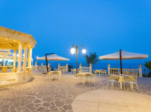 Hellenia Yachting Hotel