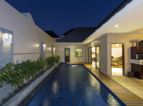 Flamingo Dewata Suite