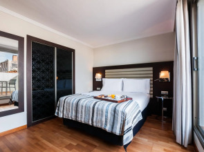 Eurostars Cristal Palace