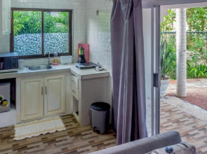 Villa Rafia Guesthouse