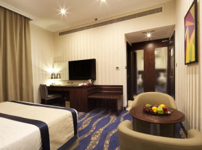 Raviz Center Point Hotel