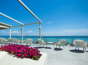 Ammon Zeus Luxury Beach Hotel