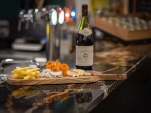 Kyriad Lyon Ouest - Limonest