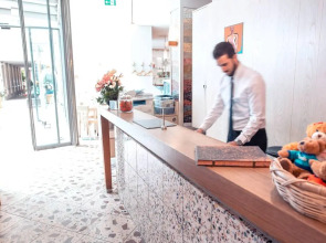 Hotel Bleibtreu Berlin by Golden Tulip