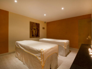 Iberostar Waves Ciudad Blanca