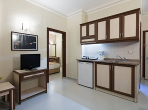 May Flower Apart Hotel