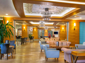 Sherwood Exclusive Lara