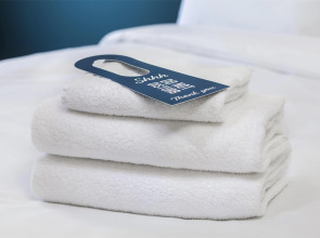 Travelodge Bolton Central River Street