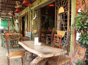 Shanti Lodge Bangkok