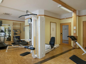 Holiday Inn Helsinki - Vantaa Airport by IHG