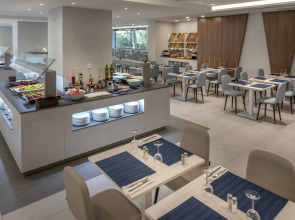 Olympus Palace Hotel