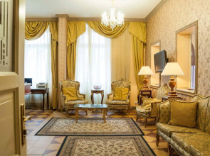 Hotel Raffaello Prague