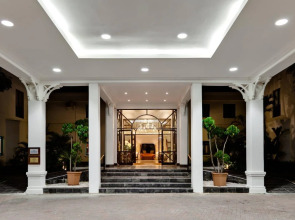 Protea Hotel by Marriott George King George