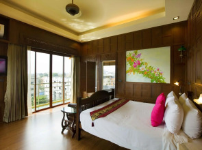 Lamphu Tree House Boutique Hotel