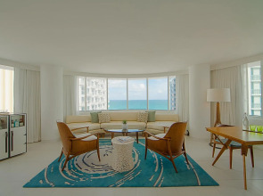 Royal Palm South Beach Miami, a Tribute Portfolio Resort