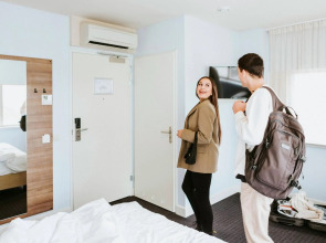 Rotterdam Teleport Hotel