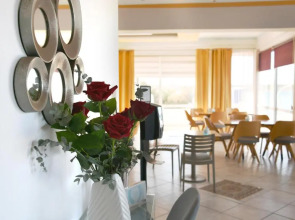 Klinakis Beach Hotel