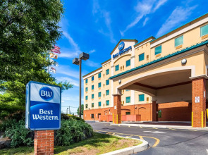 Spark by Hilton Rahway