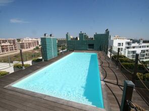 B04 - Luxury 2 bed with top terrace pool by DreamAlgarve