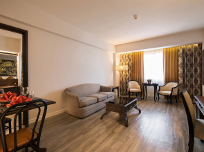 The Heritage Chiang Rai Hotel and Convention