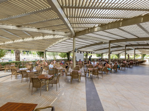 Royal Holiday Palace