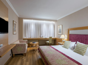 Отель Divani Caravel