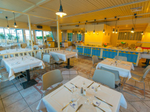 Golden Coast Hotel & Bungalows - All Inclusive